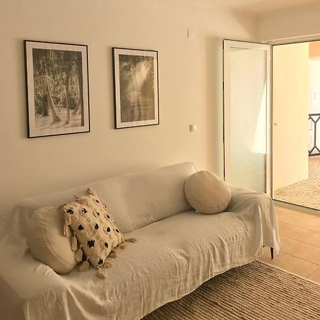 Accommodation In Sesimbra - Two Double Bedroom Buitenkant foto
